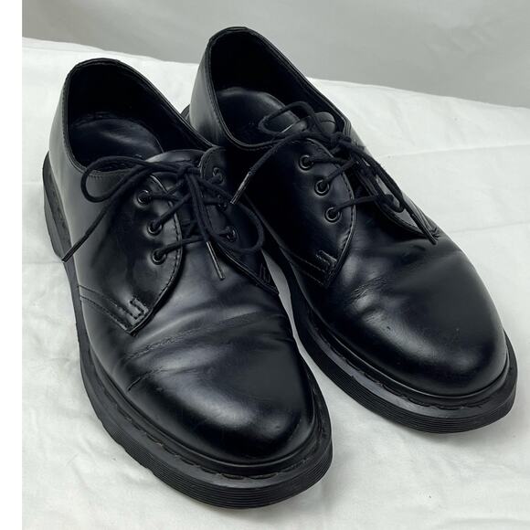 Dr. Martens Shoes - Dr. Martens Women 7 Black AirWair Lace-Up Combat Chunky Grunge Punk Shoes
